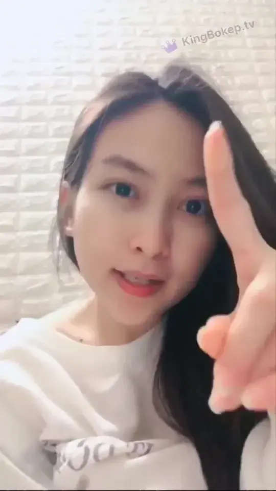 Cantik Banget Selebgram Gasengaja Kespil Blunder Sma Mulus Asupan Viral di Kebun